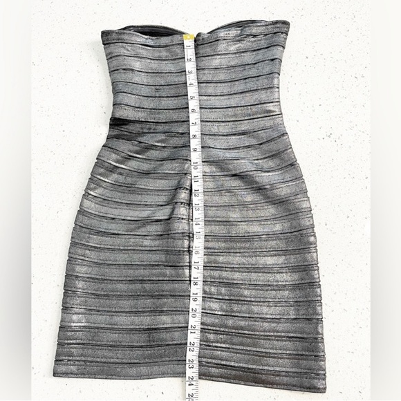 BCBGMAXAZRIA Metallic Silver Bandage Strapless Mini Dress XS Bodycon Party - Picture 9 of 10